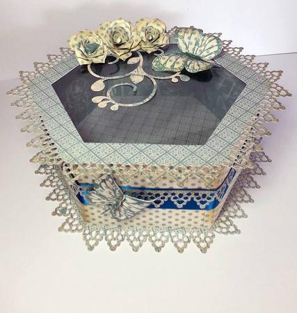 Touch Of Romance Deep Hexagon Box With Aperture