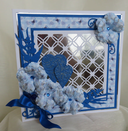 Entwined Hearts Trellis Frame Die Cut / Emboss / Engrave Squ