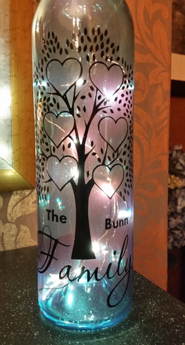 Family Tree - for 6 names - Wine Bottle, light block decal. Easy Weed