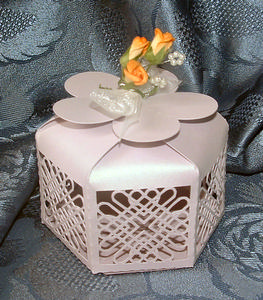 Entwined Hearts Collection Favour Box 2