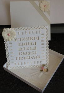 Twisted Easel Card D7 with Topper and Gift Box