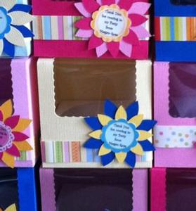 Cupcake Box With Window And Cake Holder