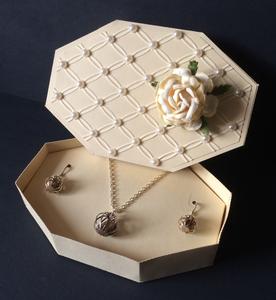 Large Jewellery Box With Insert For Ear-rings And Necklace multi formats