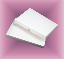 Card / Invitation Box to fit 7 x 5 x 0.5 inches Sturdy Double Skinned box 