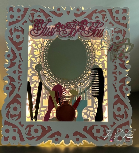 Beauty Luminaire Card TF0777, All Formats