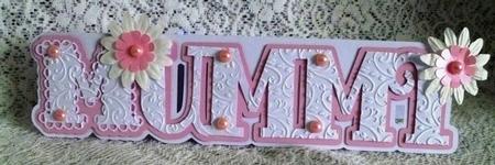 Scalloped Layered Mummy Card