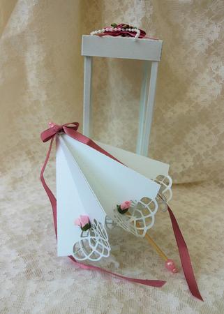 3D Fancy Parasol & Box