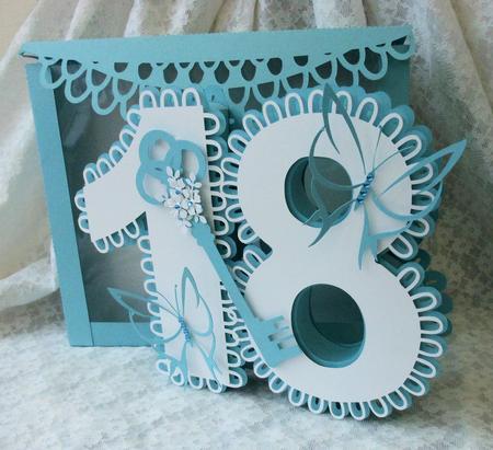 3D Scalloped 18th Keepsake & Box