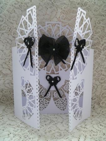 Doily Top Door Card