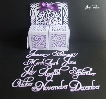 Desktop Calendar Box