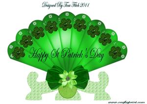 St Patrick's Day Fan & Stand