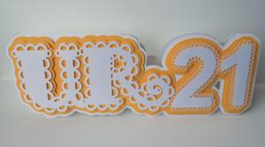 Scalloped Layered Ur21 Card
