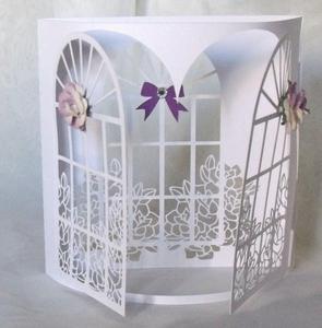 Rose Window Bendy Card