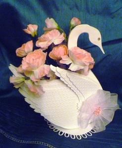 3D Swan Keepsake & Box