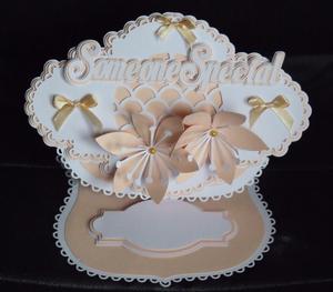 Lily Easel Card