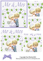 Mr & Mrs Cute Wedding Couple Floral Arch Pyramage Card