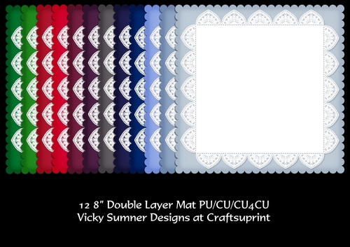 Scolloped Lace Mat/Layer in Christmas Colours