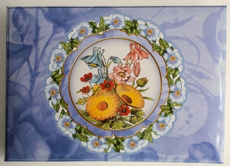 Blue Bouquet4 Doily 7x5in Presentation Box m Kit by Sharon Wilson