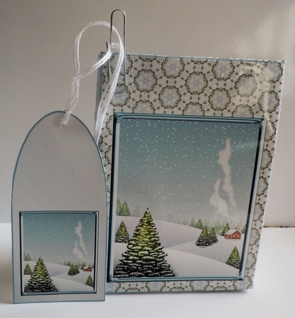 JJ CHRISTMAS SCENE PINCH BAG AND TAG by Sharon Wilson