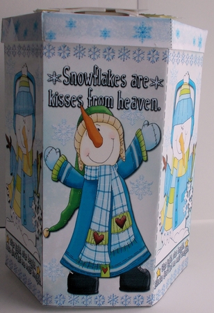 CHRISTMAS SNOWMEN - HEXGONAL FAVOR GIFT BOX DECOUPAGE by Sharon Wilson