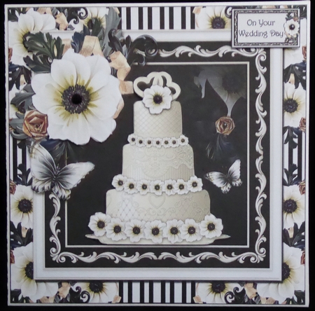 The Elegant Wedding Cake by Irene Woods