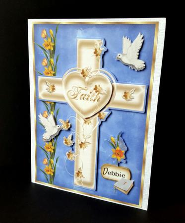 Cross of Faith with Dafodiles Qs by Sheila Jones