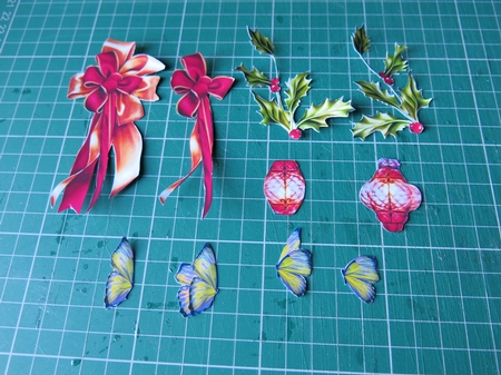 Christmas Flowers of Light - Bow by Glenys Linehan