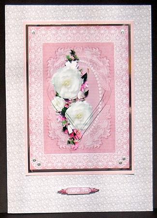 Lace Daisies in White Backing Paper by Joyce Watson