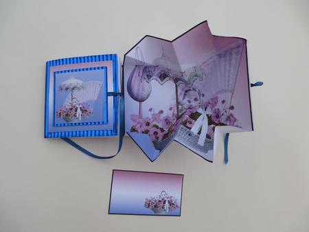 Exploding Card - Parasol and Fan 2 by Adelheid Roder