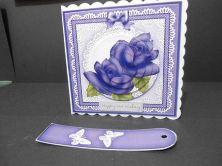 Just Roses Quick Card with Circle Pyramage Topper by Angela Riley