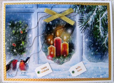 Robin on the Window Sill Corner Scalloped Pyrimage by Angela MacWillson