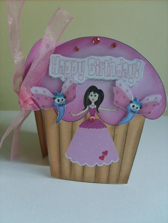 Concertina Card Design Cupcakes by ANGELA STYLES