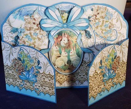 Wrap-Around Easter Gatefold MiniKit b4 by Angela Taylor