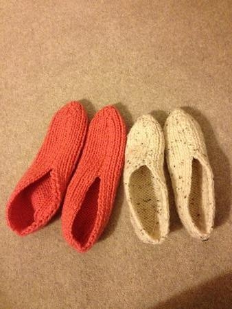 *cozy Toes* Slippers by Angela White