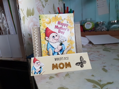 Happy Mothers Day Gnome with Daisies by Anita chambers