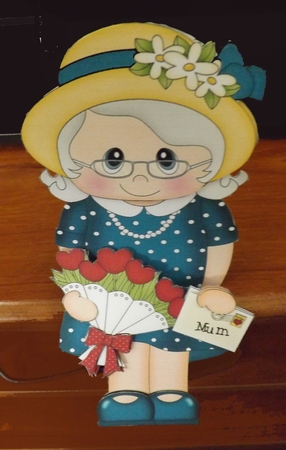 3D on the Shelf Card Kit - Gossip Galz Mum Florie's Flowers by Ann McKenzie