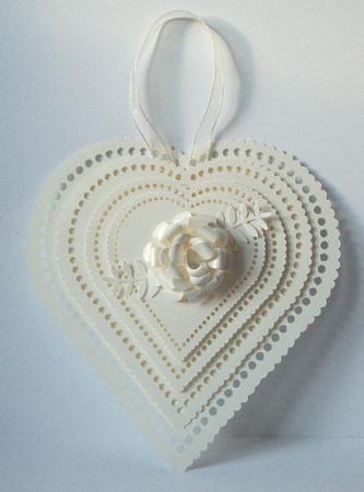 Scalloped Heart Toppers 1 by Anna Stretton