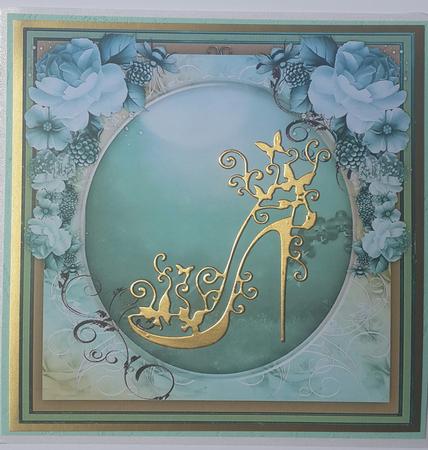 Floral Topper.7 by Annatjie van Wyk