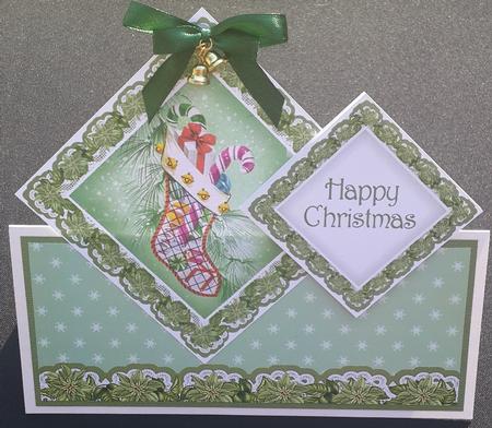 Stocking H Christmas Diamond Doily Stand Up Card Mini Kit by Annatjie van Wyk