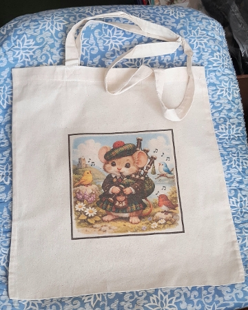 scottish mouse in a Kilt by Anne Jackson