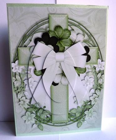Oval Cross in Forest Green Pyramid by Anne Jackson