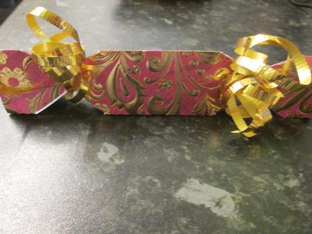 175 Christmas Cracker Box  HAND and MACHINE Formats by Anne-marie Wheeler