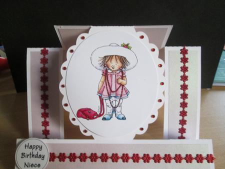 260 Scalloped Round Step Card by Anne-marie Wheeler