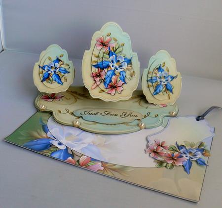 Fluers De La Foret Easel Kit by Audrey Wilson