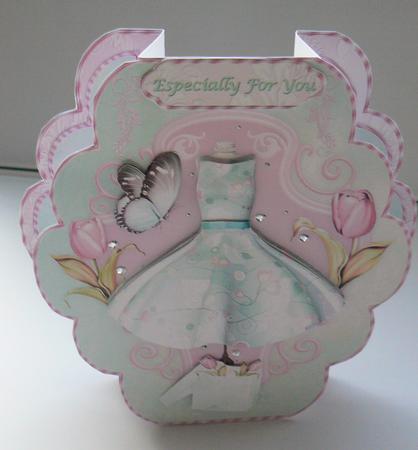 Minty Magic - Easy Scallop Pop-out Card Mini-kit by Audrey Wilson