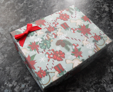 Christmas Jumble Gift Box with Lid in Green by Gillian Lester