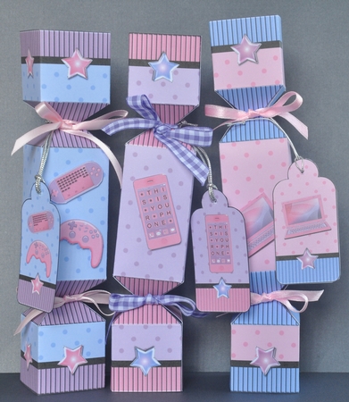 3D Gadgets N Gizmos Cracker Gift Favour Boxes by Barbara Stubbings