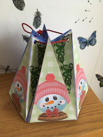 HEXAGONAL GIFT BAG - SNOWMAN GLOBE by BECCY WILTON