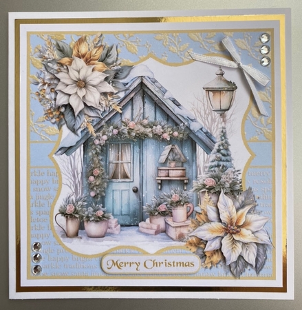 Festive summer house by BECCY WILTON