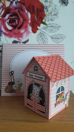 3D Gigi Horse Stable Rubber Band Pop Up Card by BECCY WILTON